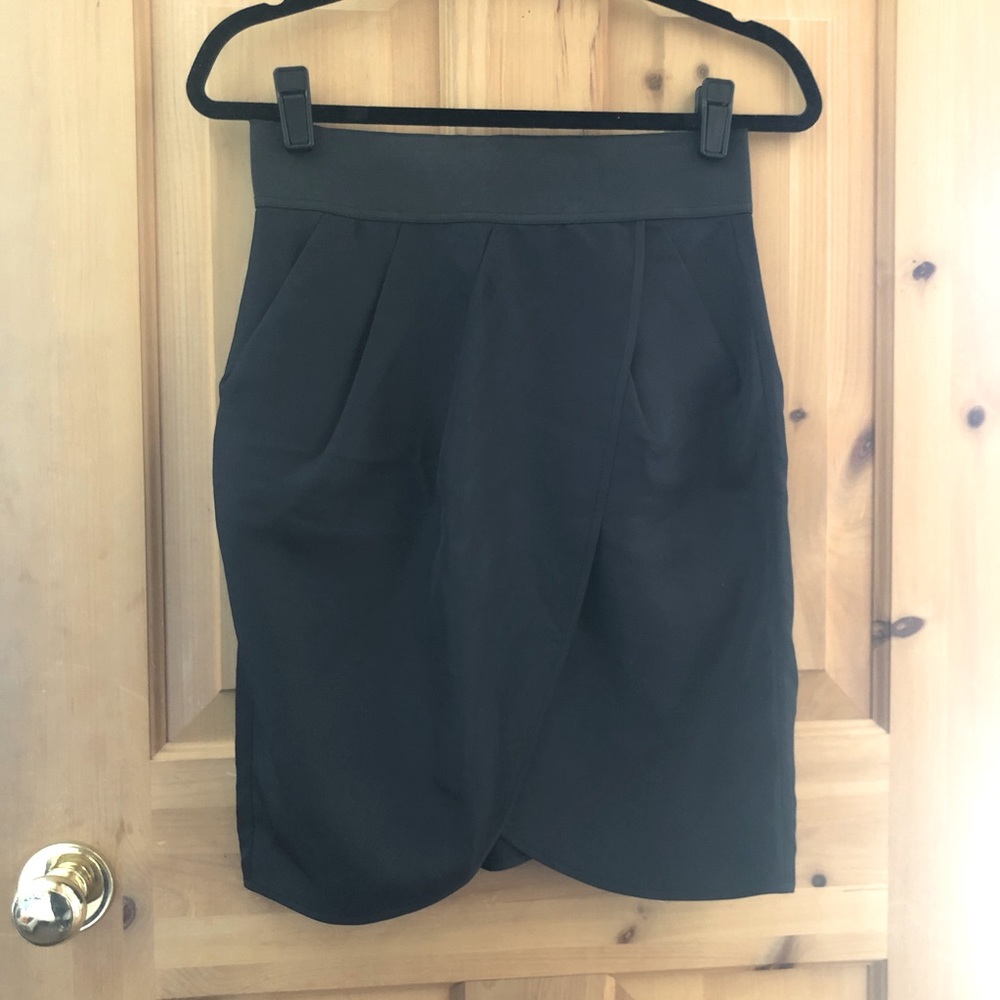 Aritzia Wilfred Silk Wrap Skirt with zipper back